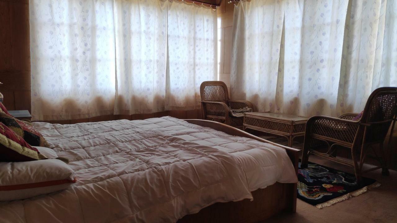 The Willow House Leh Esterno foto